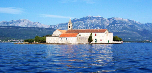 Госпа од Милошти (остров Богоматери Милосердной), Черногория