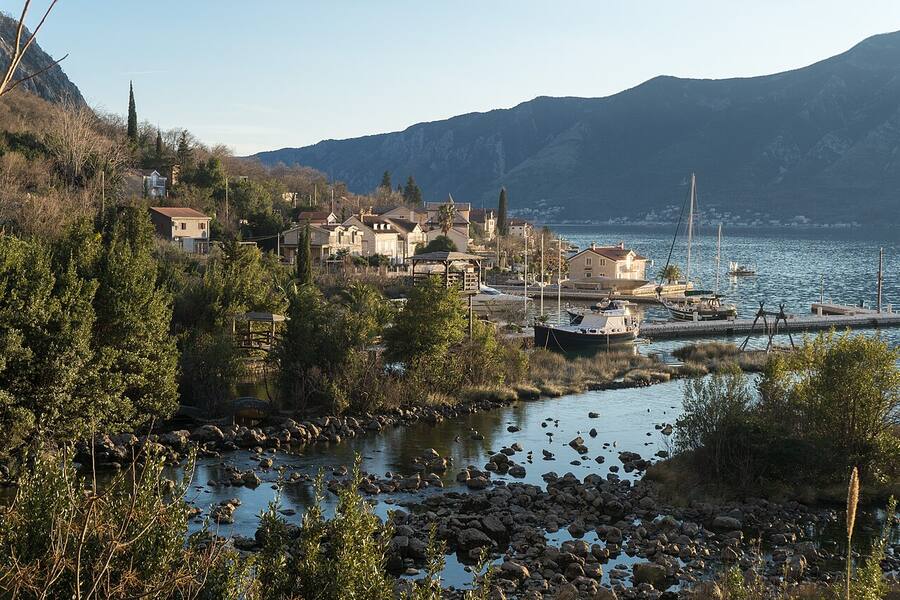 Пляж Люта, Черногория